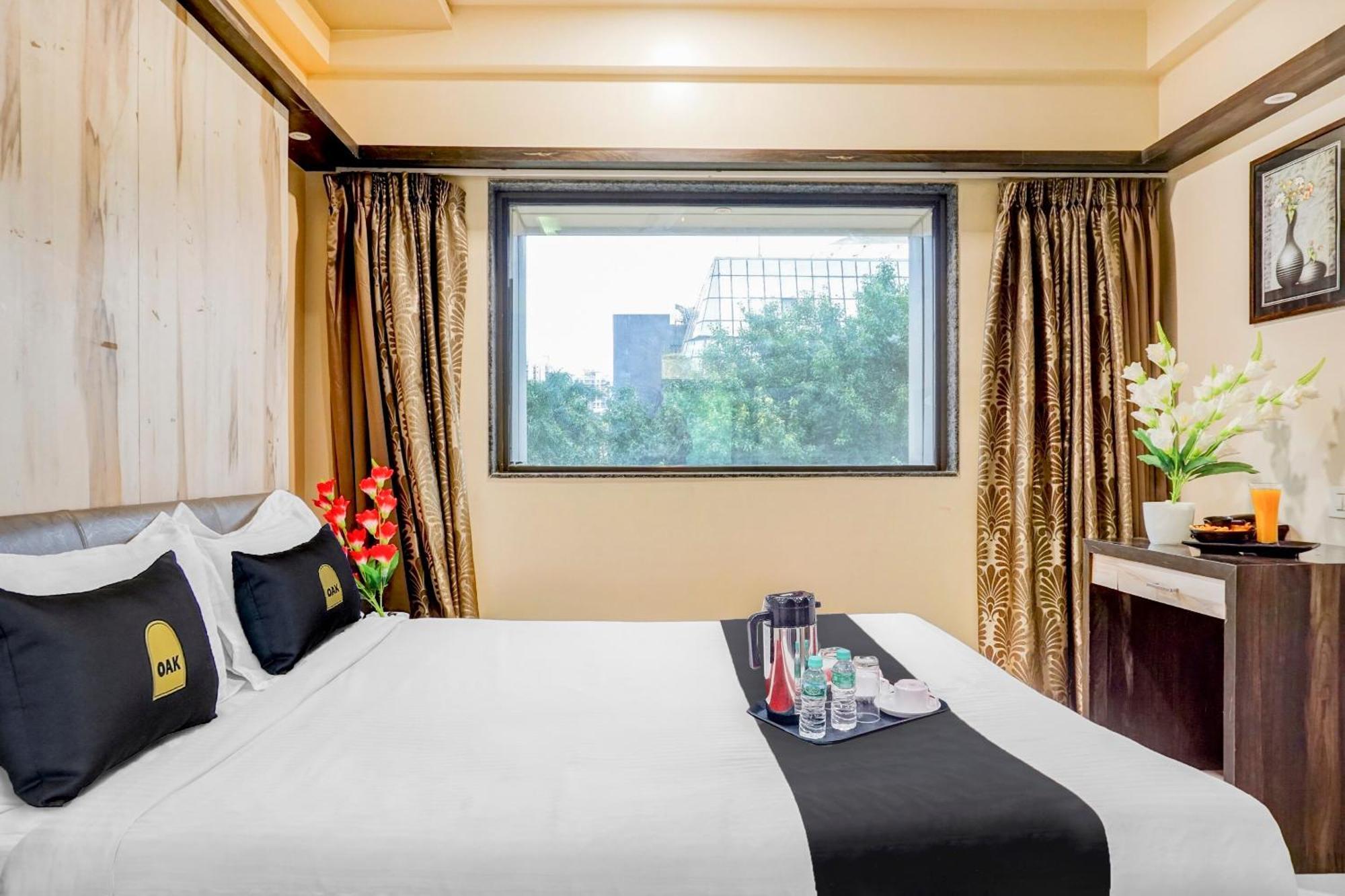 Krone A Family Near Igi Airport Delhi Hotel 4*